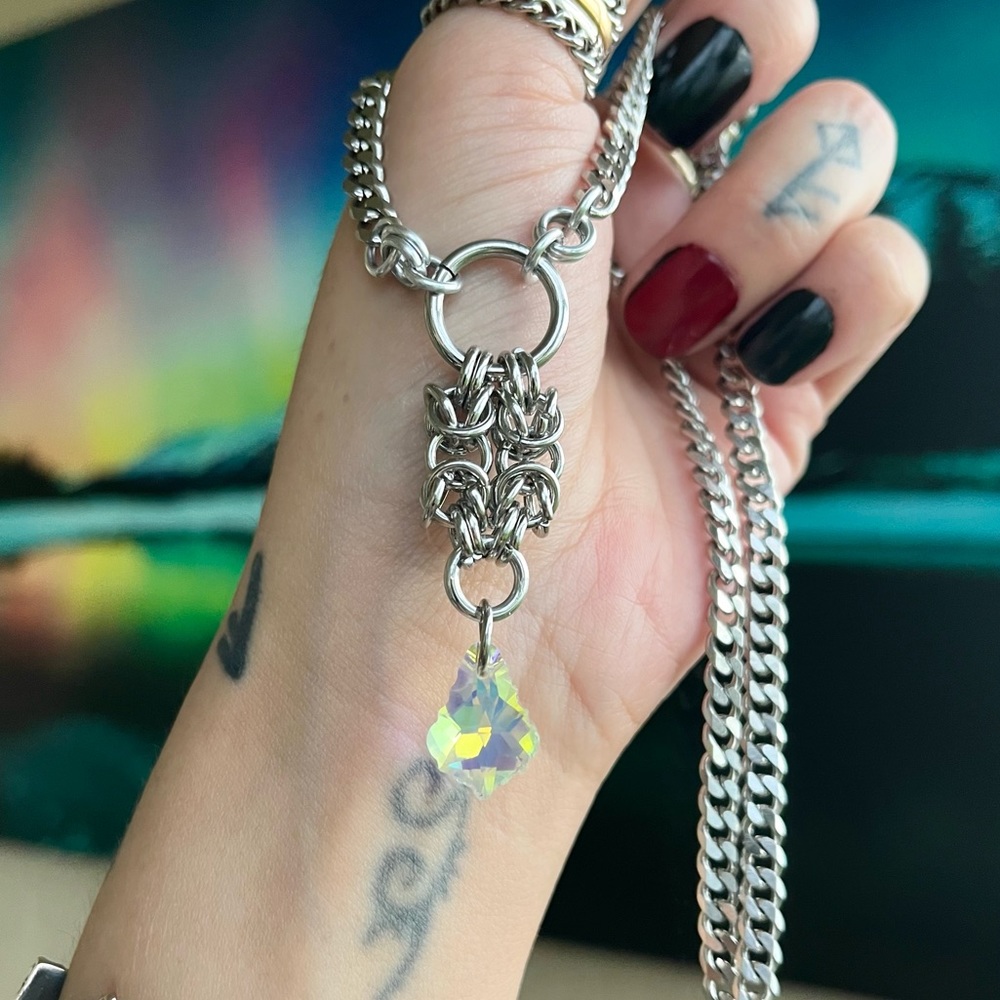 Handmade maille necklace iridescent yellow austrian crystal celtic goth boho - Picture 10 of 13